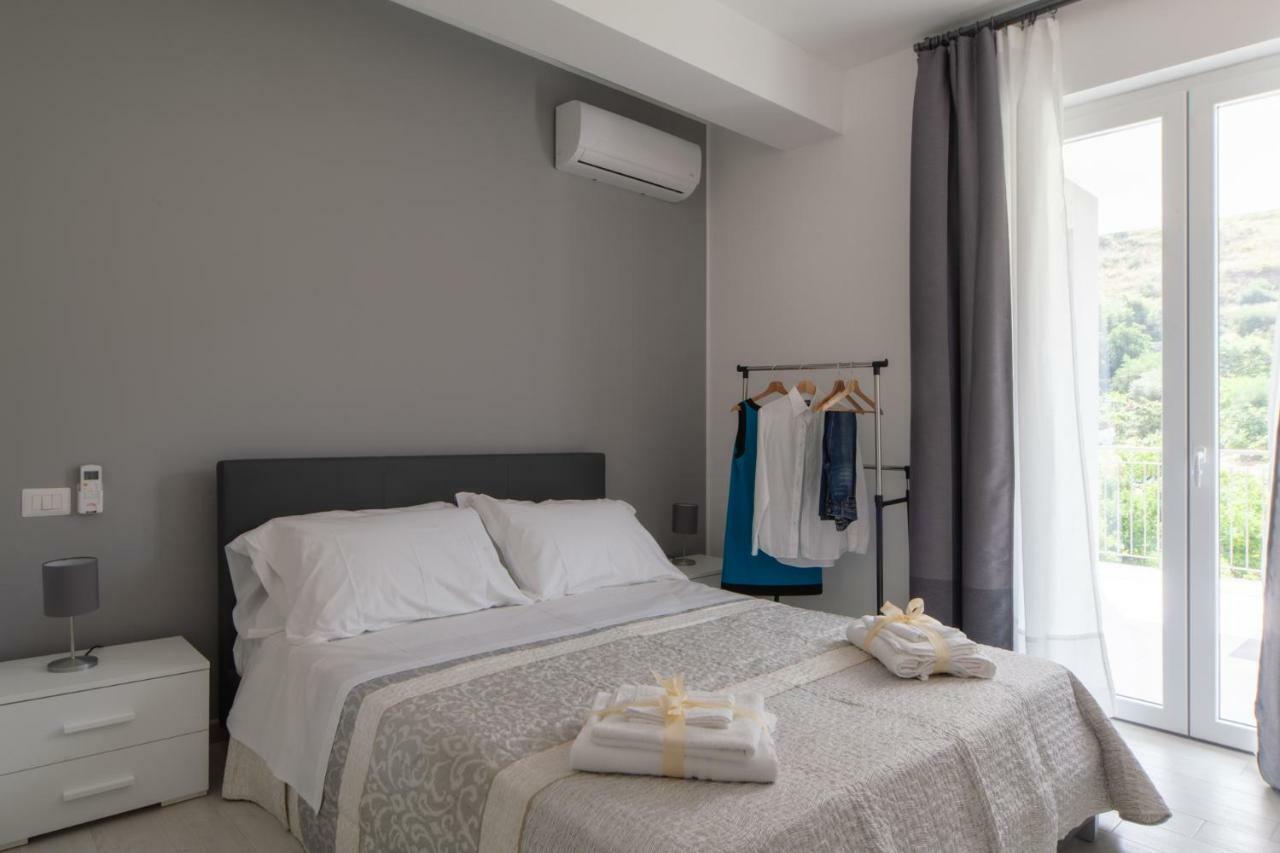 House 103 Rent Apartment Капо-д'Орландо Экстерьер фото
